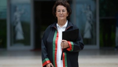 مسنة تركية (74) عاما تحصل على شهادة جامعية