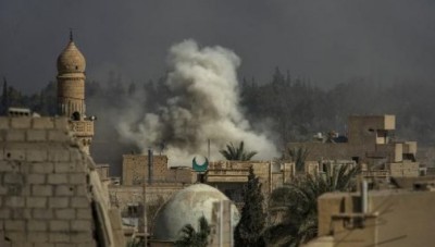قتلى وجرحى بقصف جوي ومدفعي على دير الزور