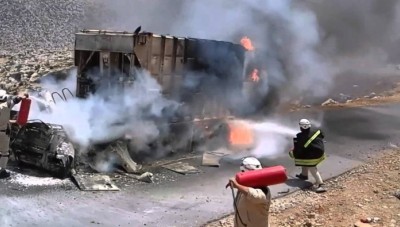 جرحى باحتراق سيارة مدنية جراء قصف للنظام بريف إدلب