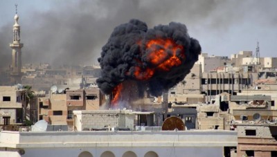 جرحى بقصف للنظام السوري بالنابالم على درعا