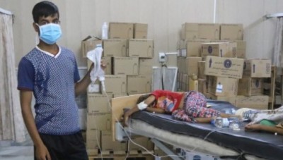 وفاة نازحَين وتسمم 750 بوجبات إفطار فاسدة في الموصل