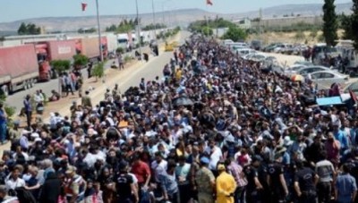 مدير معبر باب السلامة: 10% من السوريين لن يعودوا إلى تركيا