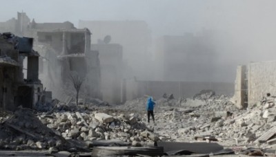 مقتل 13 مدني بقصف للنظام على قرية خشام بدير الزور