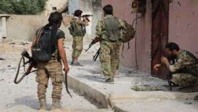 فصائل في الجيش الوطني تخرج  مقارها من مدينة رأس العين في ريف الحسكة  
