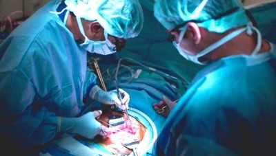 زوجان يبيعان كليتيهما.. وصحيفة موالية تكشف تجارة الأعضاء البشرية في مناطق النظام