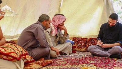 "الجولاني" يظهر في المخيمات بعد فترة من زيارته للمستشفيات.. ما سبب الظهور المتكرر (صور)