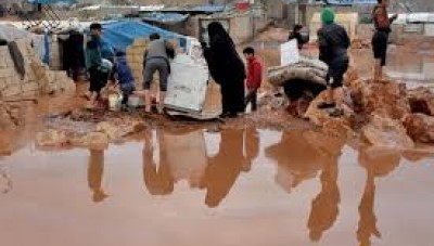 الأمم المتحدة : 120 ألف في مخيمات الشمال السوري مهددون بالخطر