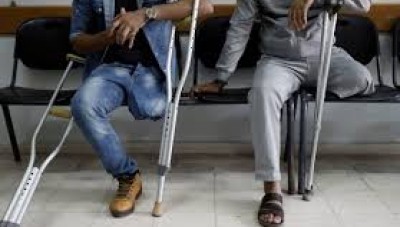 جمعية إسبانية تتبرع بأطراف صناعية لمصابي الحرب في مخيمات الشمال السوري