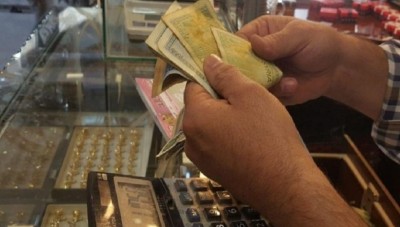 الدولار يحلق مجدداً في افتتاح تداولات الأحد
