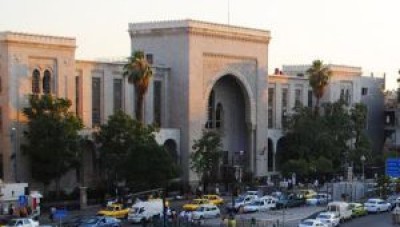 النظام يقول إنه يحاكم مسؤولين كبار في قضايا فساد وسرقة