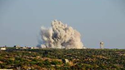 بالفيديو: غارات روسية وقصف مدفعي على ريف ادلب