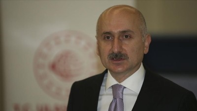 تركيا تعلن استعدادها لمساعدة مصر في تعويم السفينة في قناة السويس