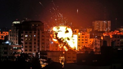 هل شاركت الطائرات الحربية الإماراتية في قصف غزة ؟