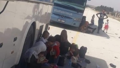 لعدم التنسيق بين الروس وتركيا...مهجرو أم باطنة عالقون على معبر أبو الزندين
