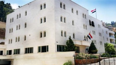 العفو الدولية تطالب لبنان بعدم ترحيل السوريين الذين تم اعتقالهم من أمام السفارة