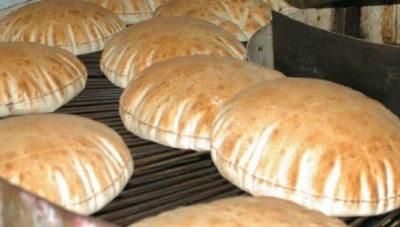  النظام يرفع سعر ربطة الخبز السياحي إلى 2500 ليرة