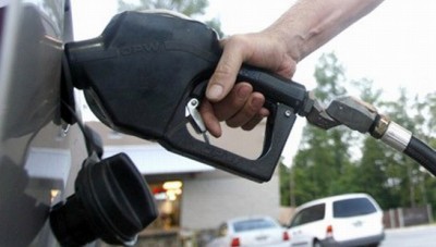 النظام يرفع سعر البنزين المدعوم  من 750 إلى 1100 ليرة سورية 