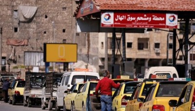 النظام يرفع مخصصات البنزين والمازوت المباع بالسعر الحر