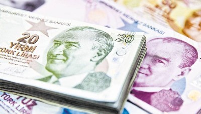 الليرة التركية تسجل تحسنا ملحوظا أمام الدولار