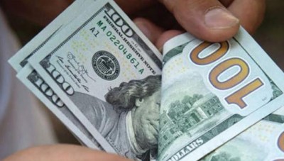 الدولار يسجل سعرا جديدا في تداولات الاحد