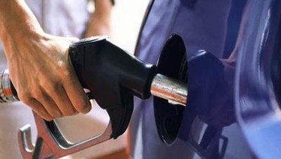 تباين في أسعار البنزين في السوق السوداء بمناطق سيطرة النظام 