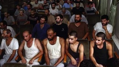 الكشف عن تلاعب بقوائم أسماء المعتقلين المفرج عنهم بـ العفو  في سوريا