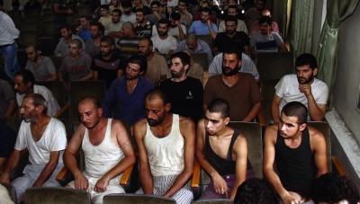 النظام يقدر أعداد المعتقلين المشمولين  بالعفو الأخير بالآلاف ومن خرج فعليا بالمئات 