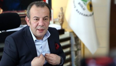 بالعربية.. رئيس بلدية بولو للسوريين: عودوا إلى بلادكم لم يعد مرغوباً بكم