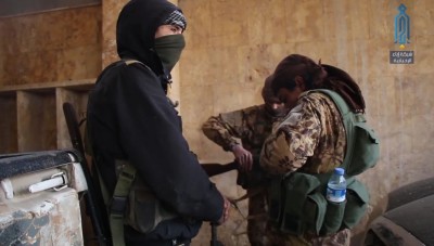 شاهد: لحظة انطلاق مقاتلي تحرير الشام لاستعادة السيطرة على كتلة "الصحفيين" غرب حلب
