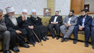 اجتماع صحنايا: محادثات شاقة بين مشايخ السويداء والحكومة تنتهي دون اتفاق حاسم وتعميق أزمة الثقة
