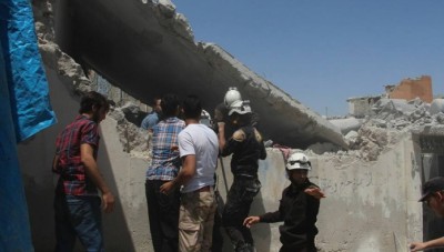 نزوح عدة قرى إثر هجمات النظام جنوب إدلب