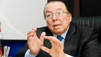المشنوق ينسحب من لجنة أزمة النفايات