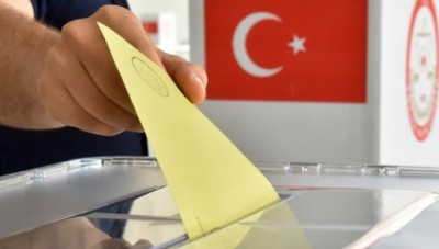 لجنة الانتخابات التركية ستعيد النظر في آلاف الأصوات بانتخابات اسطنبول