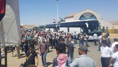 عودة حوالي 200 لاجئ من لبنان إلى سوريا