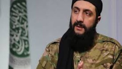 أم لـ"ثلاثة شهداء" توجه مناشدة عاجلة إلى الجولاني 