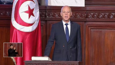 تونس.. قيس سعيّد يؤدي اليمين الدستورية رئيساً للبلاد