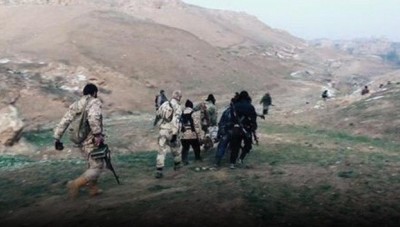 "داعش" يقتل 13 عنصراً للنظام في هجوم على موقع بمحيط مطار دير الزور العسكري