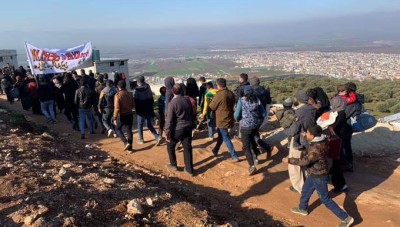 "من إدلب إلى برلين".. سوريون يتظاهرون لفتح الحدود التركية مع تقدم النظام (فيديو)