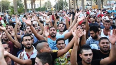 المشنوق يحذر من الاعتداء على مؤسسات الدولة