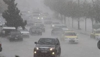 منخفض جوي غير اعتيادي يجتاح الأجواء السورية: رياح شديدة وأمطار غزيرة وعواصف رعدية