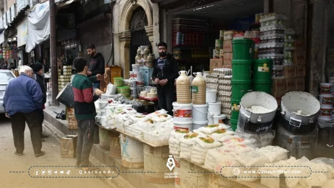 للعيش بظروف جيدة .. خبير موالي يقدر حاجة الأسرة لـ 5 مليون ليرة شهريًا في سوريا