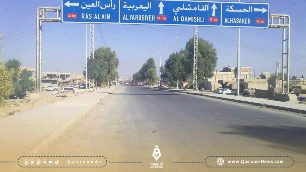 جراء حادث سير .. وفـ.ـاة طفلة وجدها على طريق الحسكة الرقة