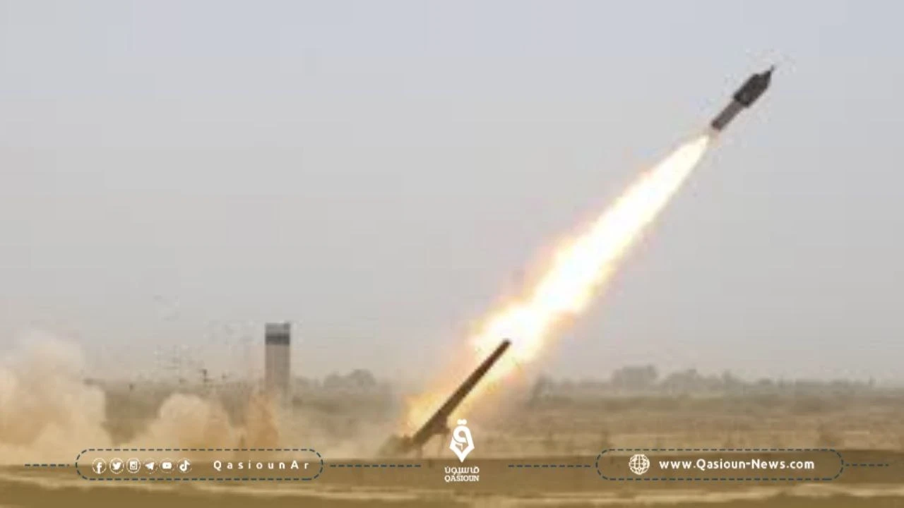 رداً على مقتل أحد قيادييها .. ميليشيا حزب الله تطلق 100 صاروخ باتجاه إسرائيل