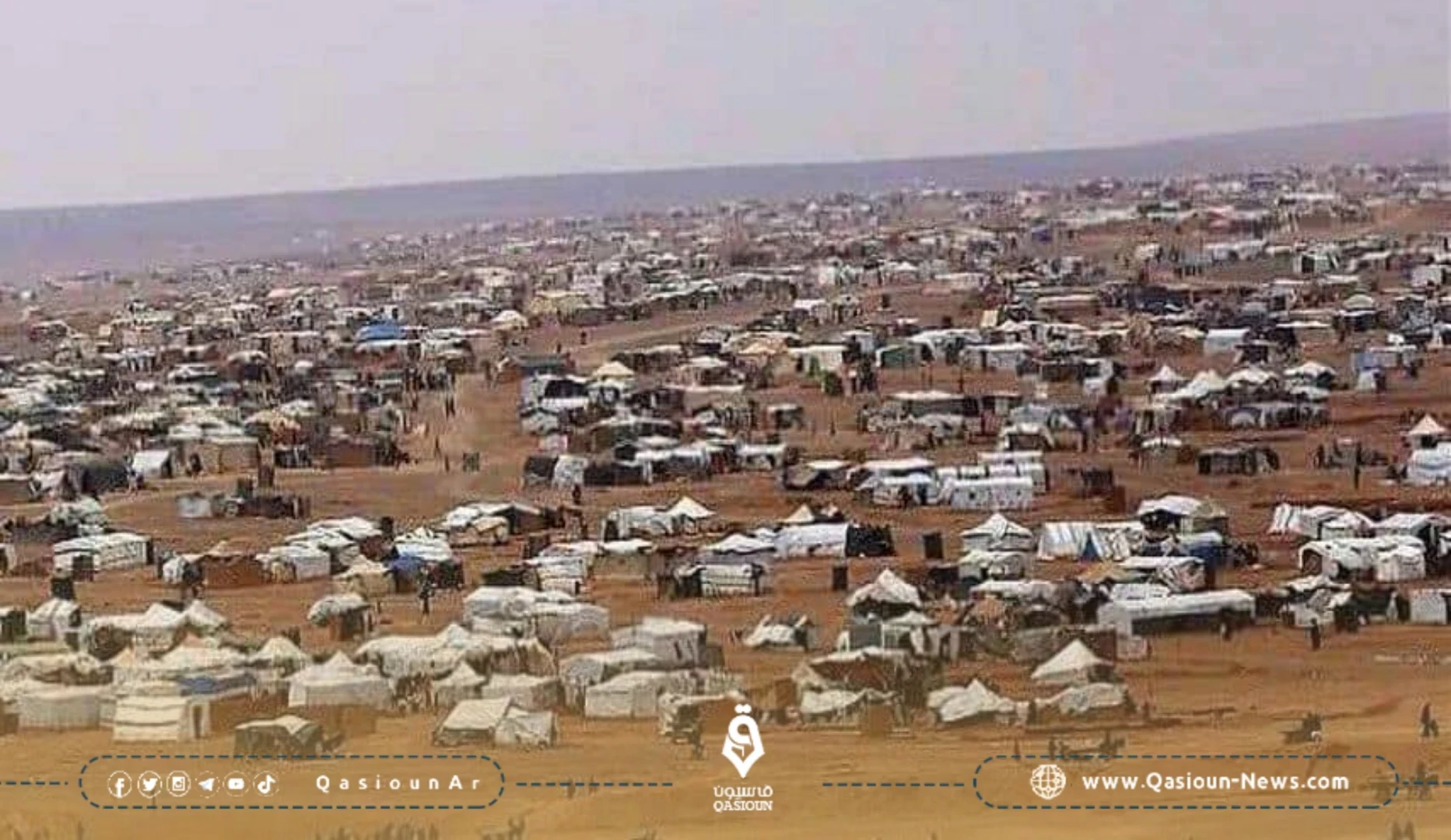 دخول شحنة مساعدات إلى مخيم الركبان على الحدود السورية الأردنية