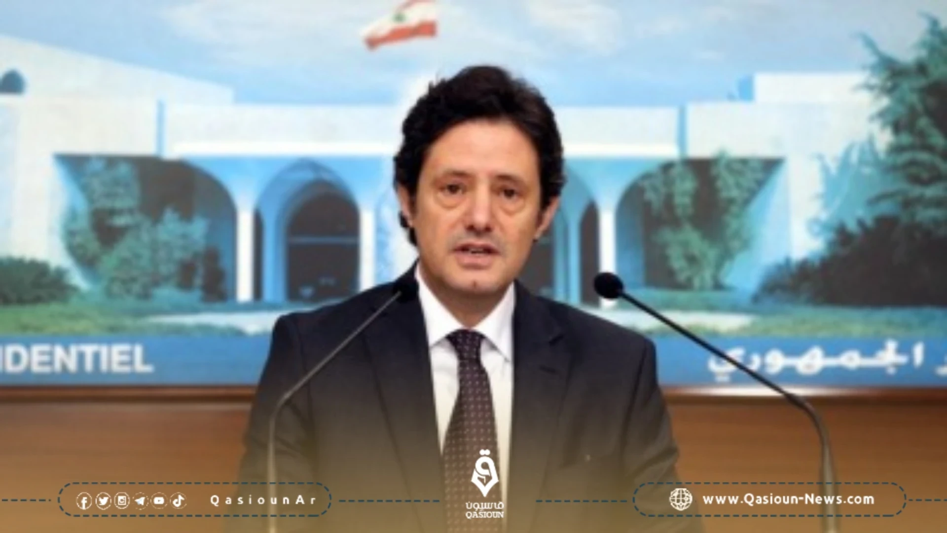وزير الإعلام اللبناني: حل مشكلة اللاجئين إما العودة إلى سوريا أو بلد ثالث