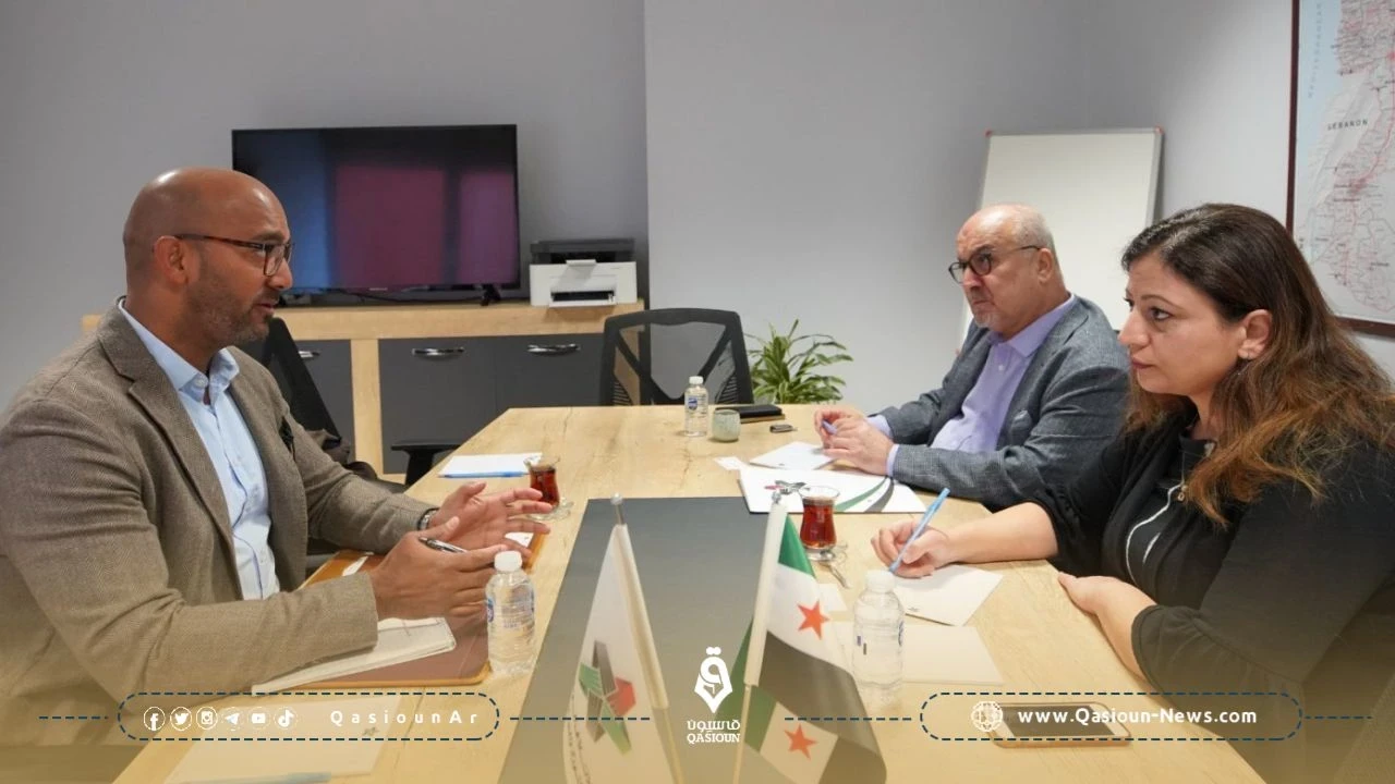 الائتلاف يجتمع مع الوكالة الأمريكية للتنمية الدولية لبحث سبل التعاون للنهوض بشمال سوريا